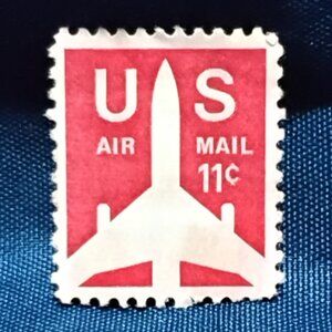 Uncirculated USA 1971 Airliner 11 Cent Airmail Stamp!!